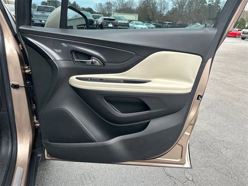 Used 2018 Buick Encore Preferred image 15