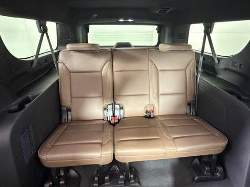 Used 2024 Chevrolet Suburban High Country w/ Max Trailering Package AWD/4WD image 7
