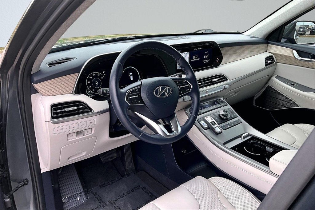 Used 2021 Hyundai Palisade Limited FWD image 11