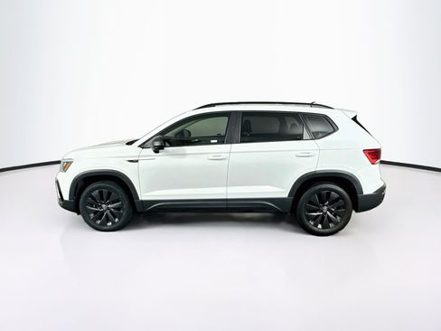 Used 2022 Volkswagen Taos S FWD image 4
