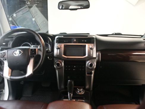 Used 2018 Toyota 4Runner Limited image 5