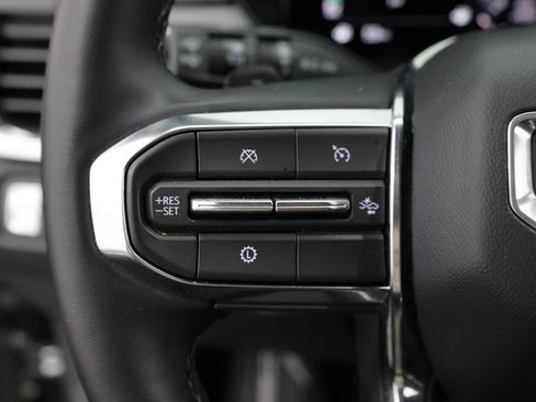 Used 2025 GMC Acadia Elevation FWD image 27