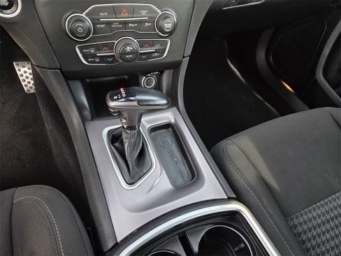 Used 2022 Dodge Charger GT image 13