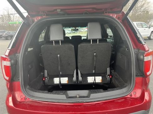 Used 2016 Ford Explorer XLT w/ Equipment Group 202A image 15