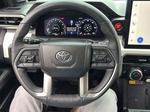 Used 2024 Toyota Tacoma TRD Off-Road w/ TRD Off Road Upgrade Package AWD/4WD image 30