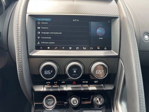 Used 2019 Jaguar F-TYPE Convertible RWD image 11