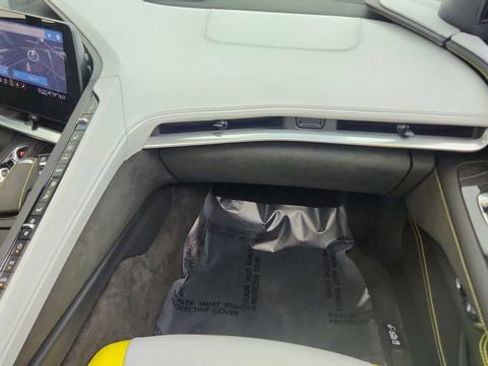 Used 2022 Chevrolet Corvette Stingray Premium Conv image 35