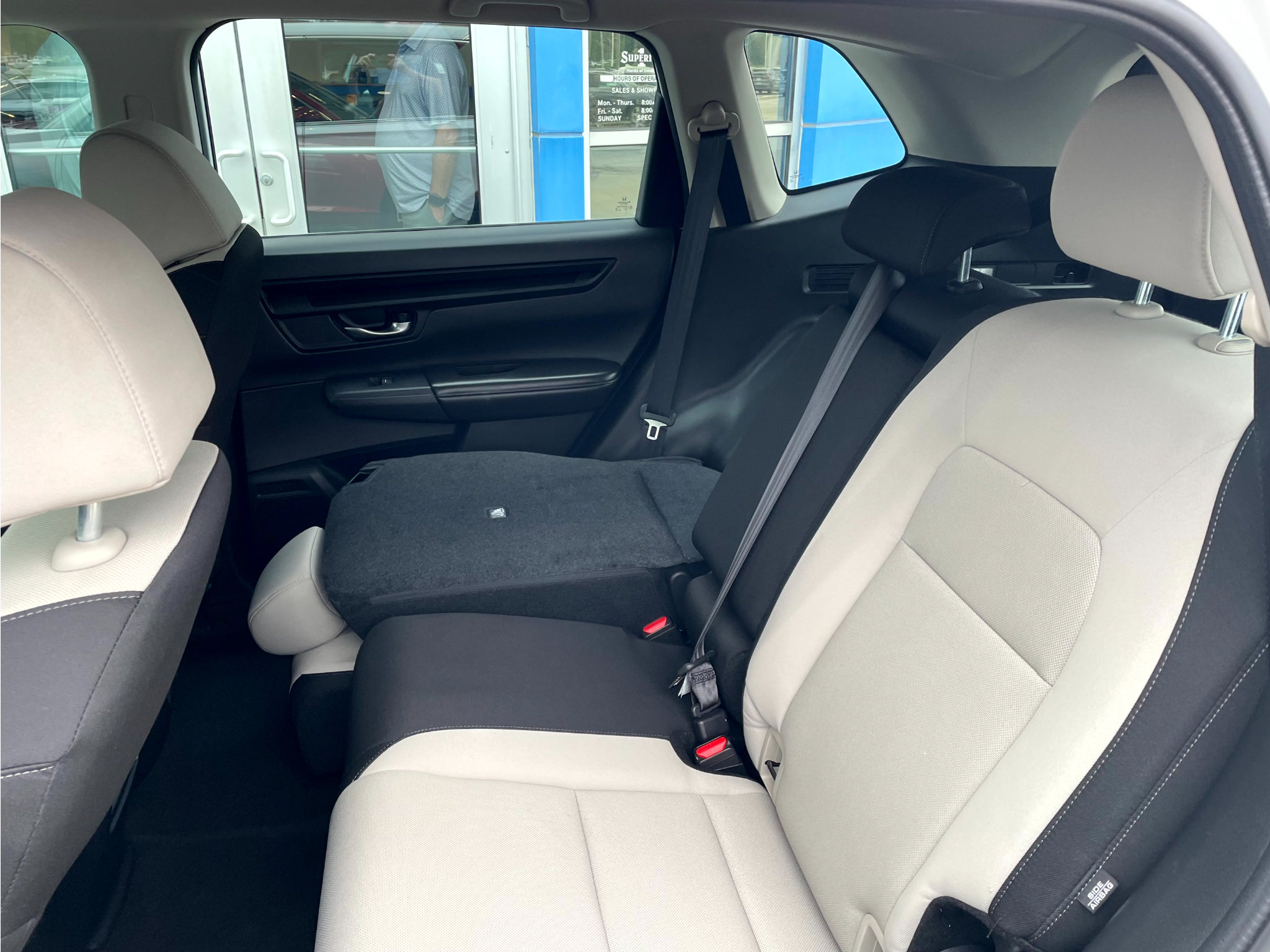 Used 2024 Honda CR-V LX image 9