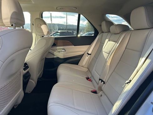 Used 2025 Mercedes-Benz GLE 350 4MATIC image 13
