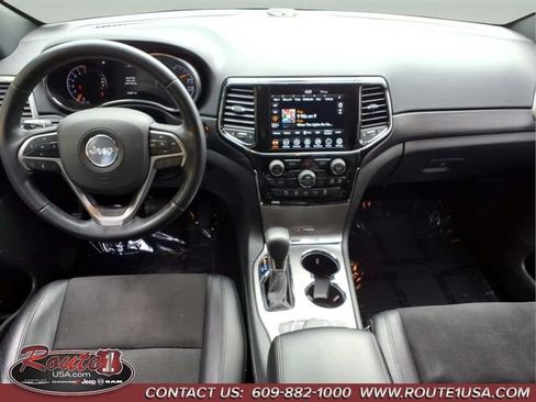 Used 2022 Jeep Grand Cherokee Laredo X AWD/4WD image 24