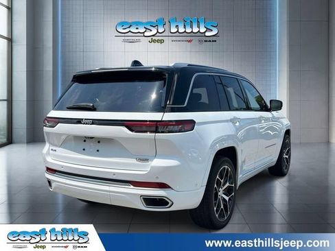 Certified 2023 Jeep Grand Cherokee Summit AWD/4WD image 8