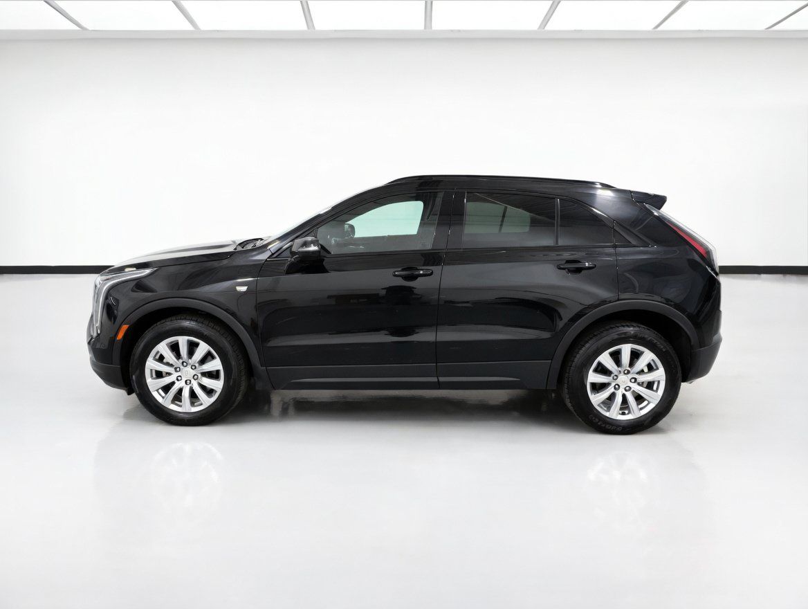 Used 2022 Cadillac XT4 Sport w/ Safety Alert Package FWD image 22