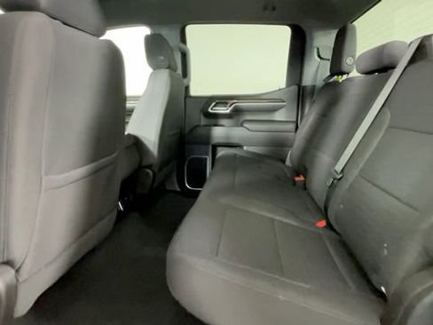 Used 2022 Chevrolet Silverado 1500 LT w/ Protection Package AWD/4WD image 17