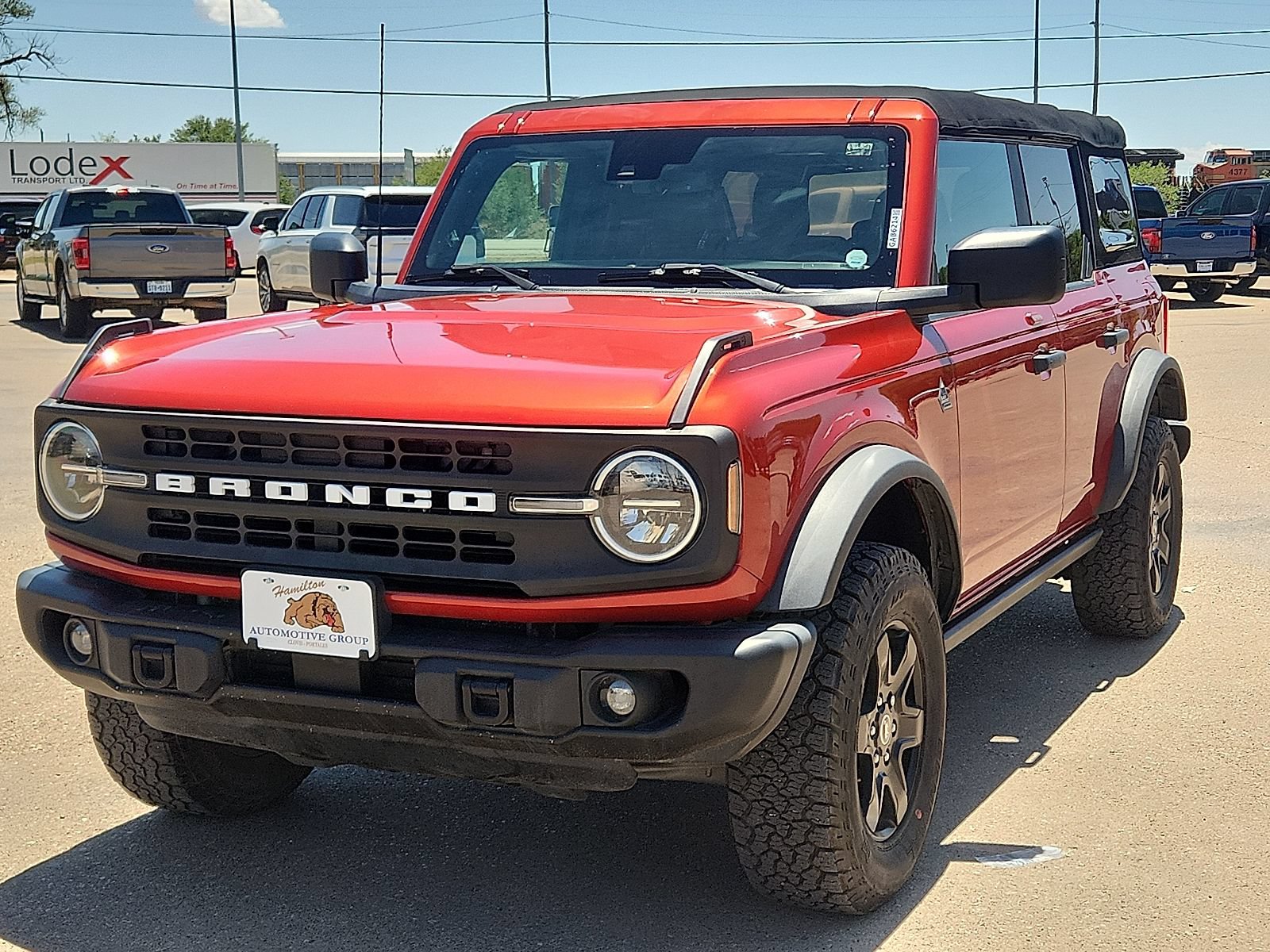 Used 2022 Ford Bronco Black Diamond AWD/4WD image 1