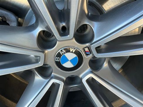 Used 2016 BMW 750i xDrive image 25