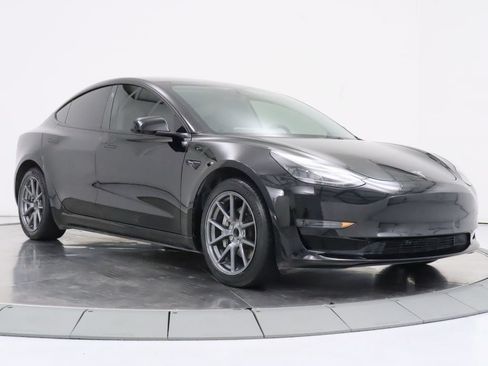 Used 2022 Tesla Model 3 Long Range AWD/4WD image 7