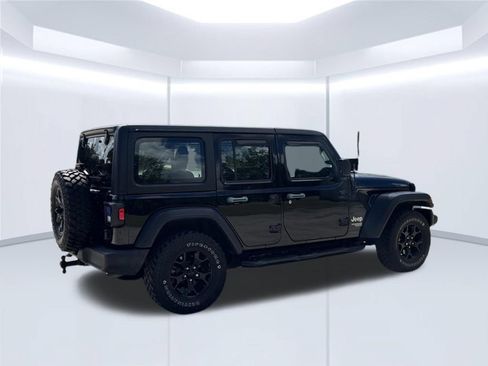 Used 2021 Jeep Wrangler Unlimited Sport AWD/4WD image 5