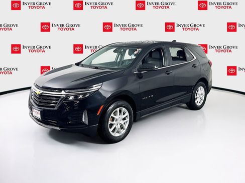Used 2022 Chevrolet Equinox LT AWD/4WD image 1
