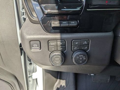 Used 2026 Chevrolet Silverado 1500 ZR2 AWD/4WD image 30
