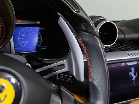 Used 2020 Ferrari Portofino image 34