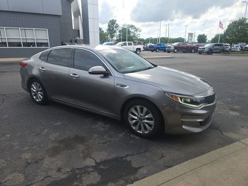 Used 2018 Kia Optima EX FWD image 2