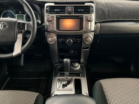 Used 2019 Toyota 4Runner SR5 AWD/4WD image 14