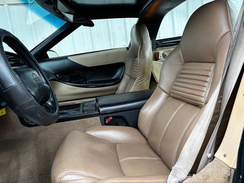 Used 1995 Chevrolet Corvette Coupe image 12