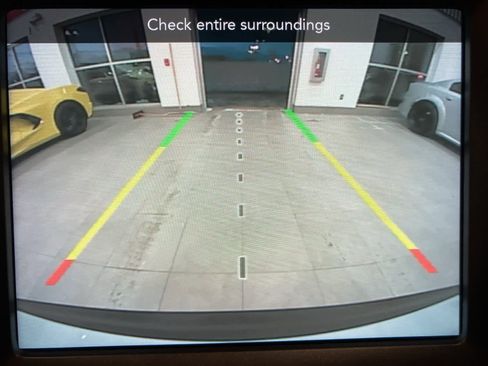 Used 2020 Jeep Cherokee Trailhawk w/ Cold Weather Group image 19