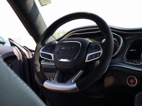 Used 2023 Dodge Challenger SRT Hellcat Widebody image 45