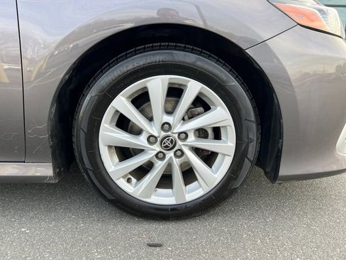 Used 2022 Toyota Camry LE image 29
