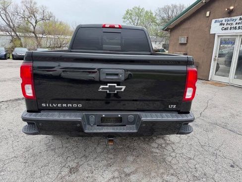 Used 2018 Chevrolet Silverado 1500 LTZ Z71 w/ Midnight Edition image 4