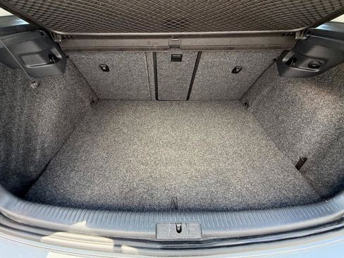 Used 2012 Volkswagen Golf 2-Door image 15