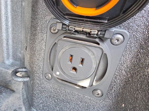 Used 2024 Chevrolet Silverado 1500 LT Trail Boss w/ LT Trail Boss Premium Package image 22