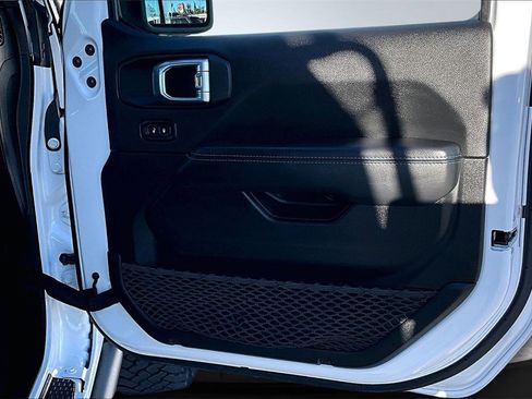 Used 2021 Jeep Wrangler Unlimited Rubicon 4xe w/ Steel Bumper Group image 25