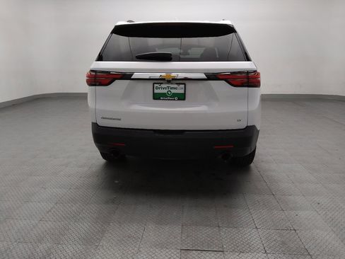 Used 2023 Chevrolet Traverse LT FWD image 7