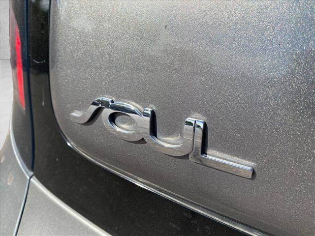 Used 2016 Kia Soul FWD image 15