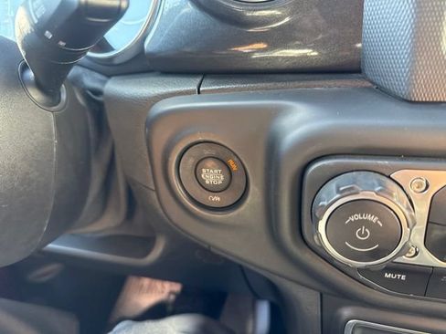 Certified 2021 Jeep Wrangler Unlimited Sahara AWD/4WD image 22