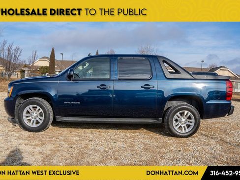Used 2007 Chevrolet Avalanche LT image 2