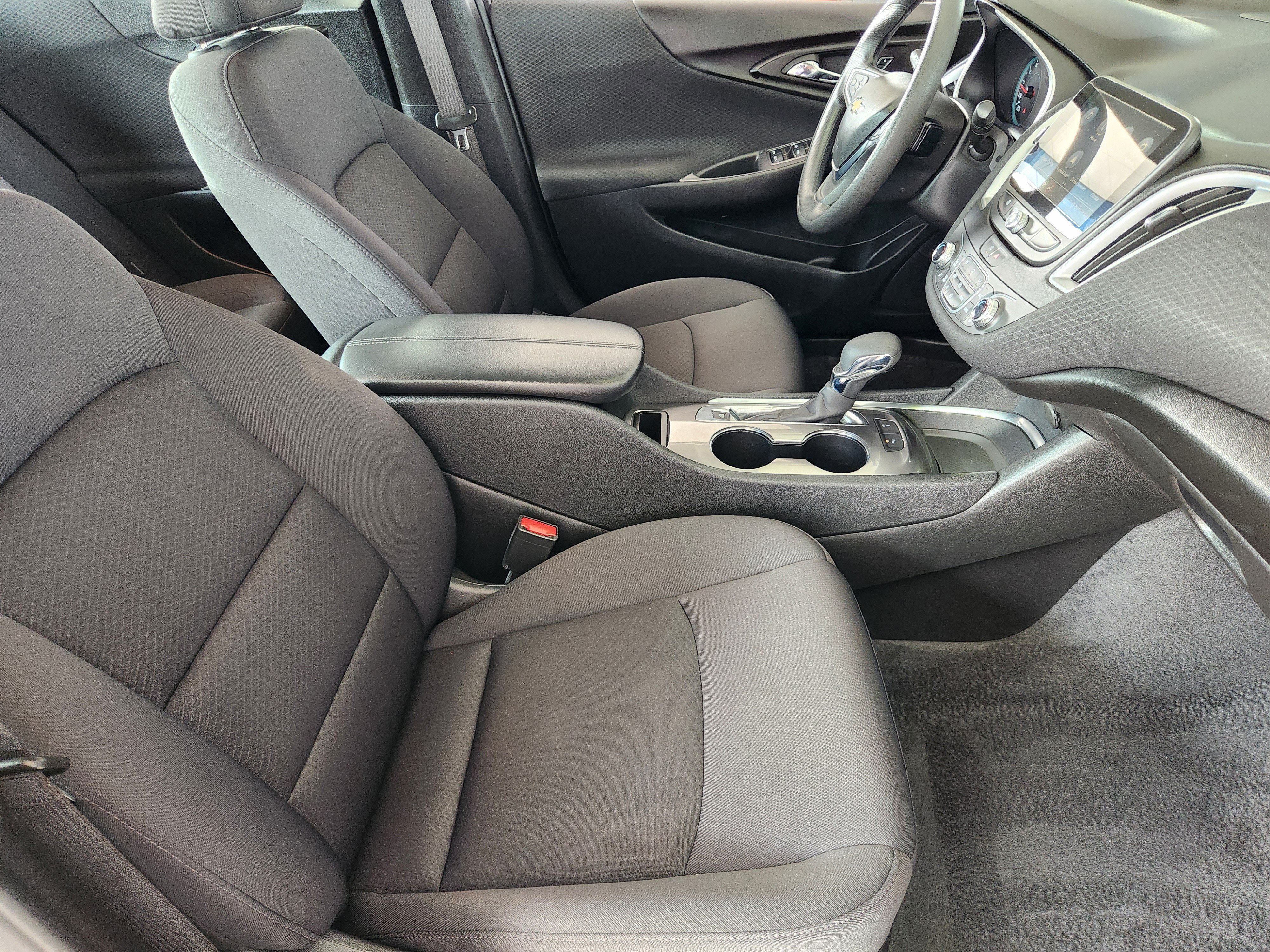 Certified 2025 Chevrolet Malibu LT FWD image 14