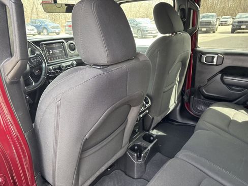 Used 2022 Jeep Wrangler Unlimited Sport w/ Sun And Sound Package image 18