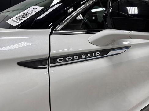 Used 2023 Lincoln Corsair AWD image 33