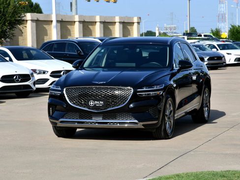 Used 2025 Genesis GV70 2.5T image 2