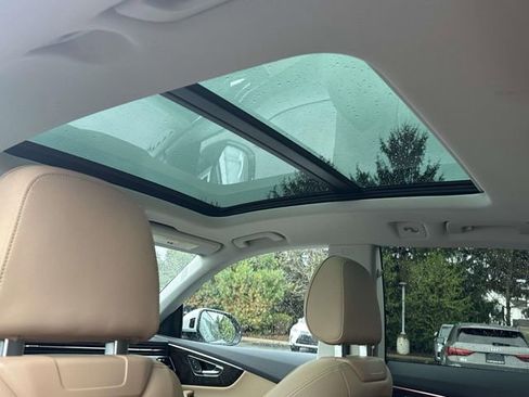 Used 2023 Audi Q8 Premium Plus image 19