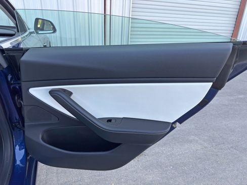 Used 2019 Tesla Model 3 Long Range image 42
