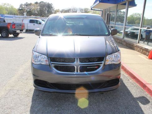 Used 2016 Dodge Grand Caravan SXT w/ Rear Park Assist Package image 2