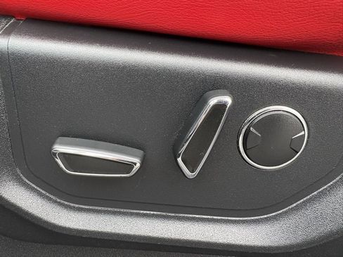 Used 2018 Ford F150 Lariat w/ Equipment Group 502A Luxury image 50