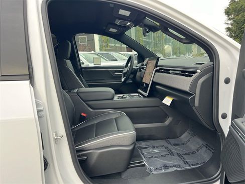 New 2026 GMC Sierra EV Elevation image 31