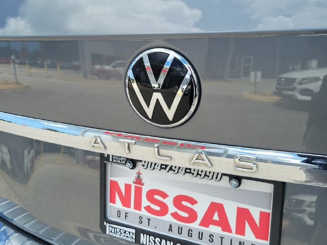 Used 2023 Volkswagen Atlas SE w/ Panoramic Sunroof Package FWD image 8