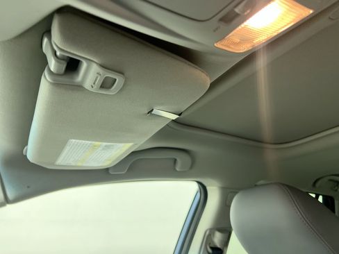 Used 2019 Subaru Outback 3.6R Limited image 19