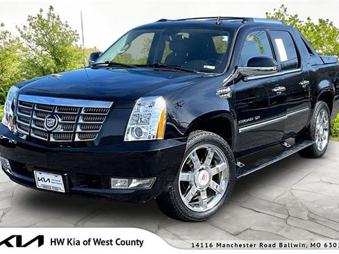 Used 2013 Cadillac Escalade EXT Premium image 1